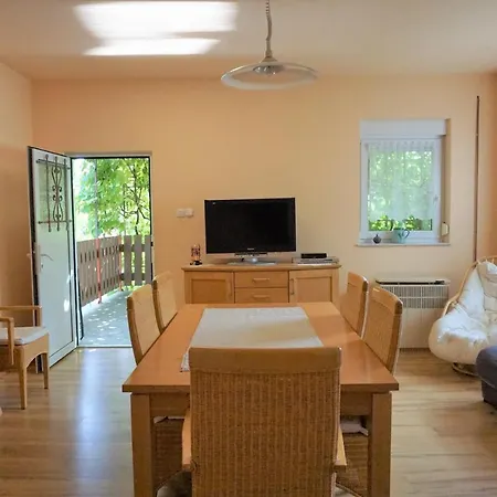 Ferienhaus Plattensee/balaton Holiday home Szolad